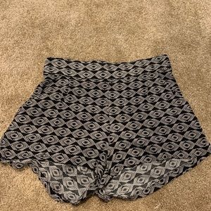 Flowy black and white shorts